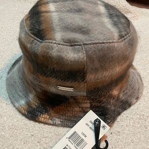 Steve Madden Bucket Hat